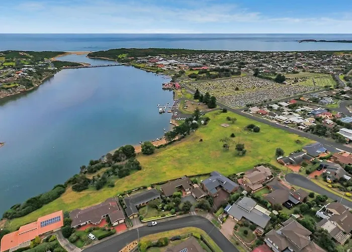 Hopkins View Holiday Home